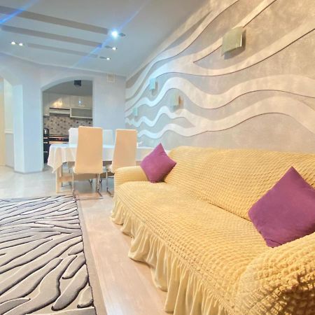 Apartament Алтын Булак 2 Ałma Ata Zewnętrze zdjęcie